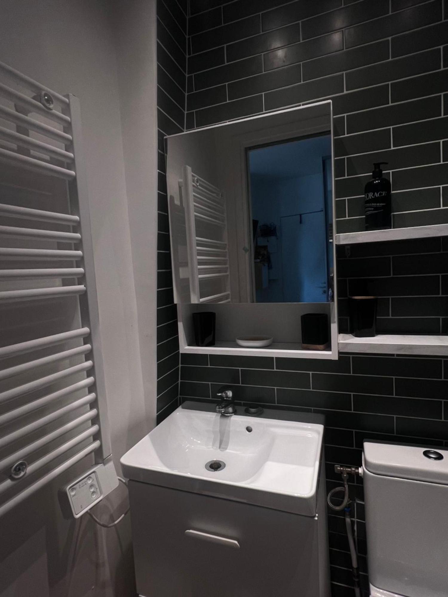 A Apartment Paris